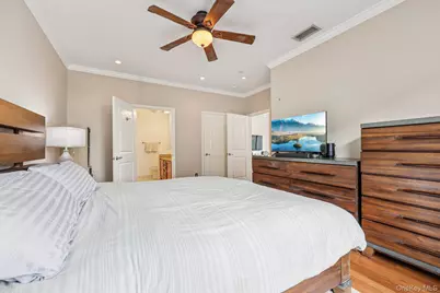 410 Westchester Avenue #202, Port Chester, NY 10573 - Photo 10