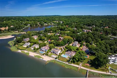 107 Bayview Road, Manhasset, NY 11030 - Photo 6