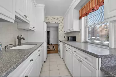 6316 252nd Street #1307, Little Neck, NY 11362 - Photo 16