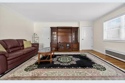 6316 252nd Street #1307, Little Neck, NY 11362 - Photo 8