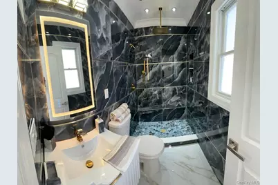 53 Lee Avenue, Valley Stream, NY 11581 - Photo 6