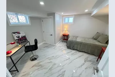 53 Lee Avenue, Valley Stream, NY 11581 - Photo 14