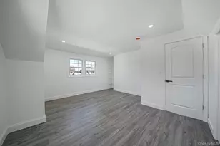 30 Jean Dr, North Babylon, NY 11703 - Photo 12