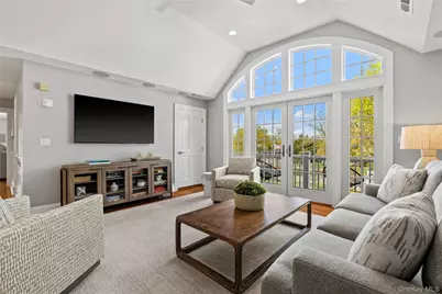 750 Rushmore Avenue, Mamaroneck, NY 10543 - Photo 24