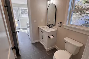 91 17th St, Wading River, NY 11792 - Photo 8