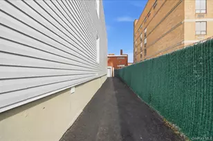 1624 Seddon St, Bronx, NY 10461 - Photo 4