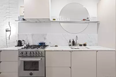 537 Clinton Street #3A, Brooklyn, NY 11231 - Photo 4