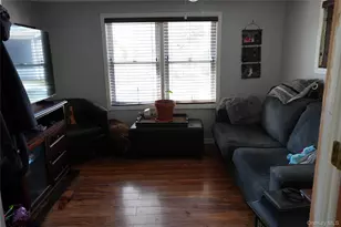 703-106 Fresh Pond Ave, Calverton, NY 11792 - Photo 10