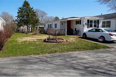 703-106 Fresh Pond Avenue, Calverton, NY 11792 - Photo 22