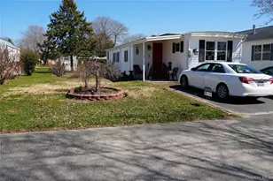 703-106 Fresh Pond Ave, Calverton, NY 11792 - Photo 2