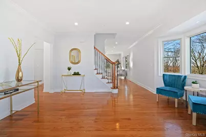 35 Summit Drive, Mahopac, NY 10541 - Photo 2