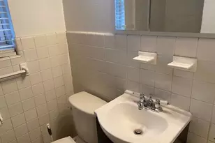 72-31 Little Neck Pkwy, Glen Oaks, NY 11004 - Photo 12