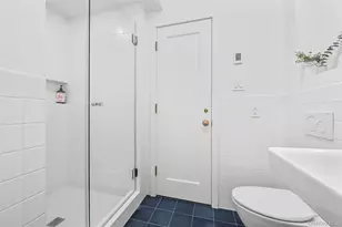 385 Argyle Rd, Brooklyn, NY 11218 - Photo 12