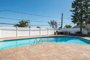 3235 Ilene Ln, Levittown, NY 11756 - Photo 26