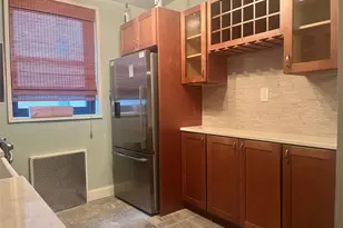 139-15 83rd Ave, Briarwood, NY 11435 - Photo 4