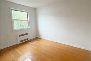 10-25 115th St, College Point, NY 11356 - Photo 4