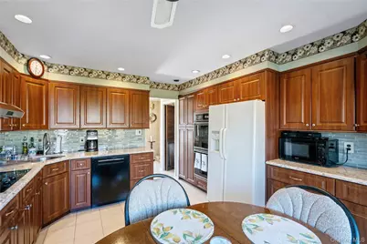 59 Cedar Street, Massapequa, NY 11758 - Photo 4