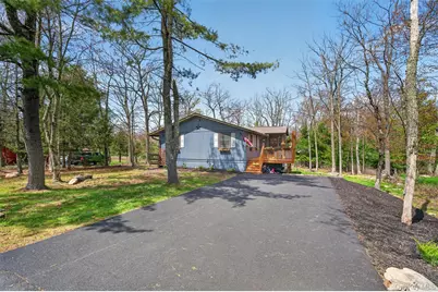 4 Picadilly Court, Rock Hill, NY 12775 - Photo 2