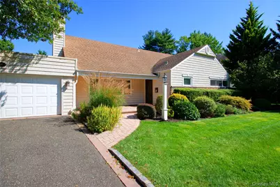 16 Arbor Road, East Hills, NY 11577 - Photo 1