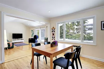 16 Arbor Road, East Hills, NY 11577 - Photo 8