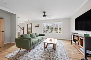 41 Gillette Ave, Bayport, NY 11705 - Photo 6