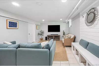 27 Dorchester Avenue, Hastings on Hudson, NY 10706 - Photo 26