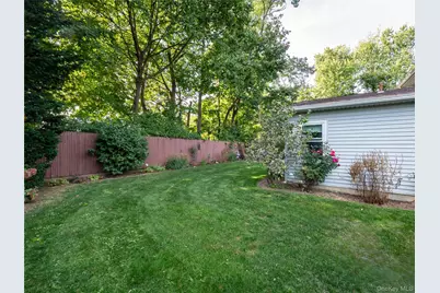 1 James Avenue, Port Washington, NY 11050 - Photo 26