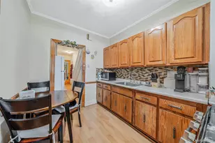 107-10 111th St, Richmond Hill, NY 11419 - Photo 12