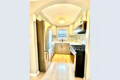 118 Sheridan Avenue, Williston Park, NY 11596 - Photo 4