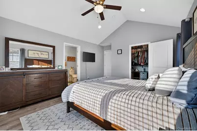 131 Meadow View Drive, Middletown, NY 10940 - Photo 24