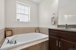 131 Meadow View Dr, Middletown, NY 10940 - Photo 26