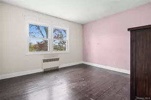1043 Wilson Blvd, Central Islip, NY 11722 - Photo 6