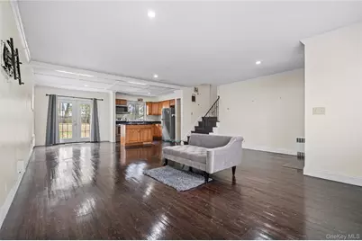 1043 Wilson Boulevard, Central Islip, NY 11722 - Photo 4