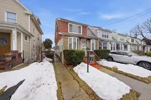 100-34 198th St, Hollis, NY 11423 - Photo 4