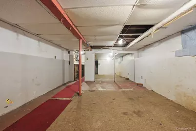 10034 198th Street, Hollis, NY 11423 - Photo 16