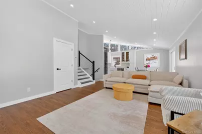 74 Roosevelt Road, Hyde Park, NY 12538 - Photo 6