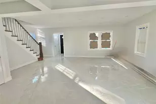 32 A Berkshire Rd, Great Neck, NY 11023 - Photo 34