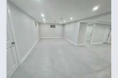 32 A Berkshire Road, Great Neck, NY 11023 - Photo 32