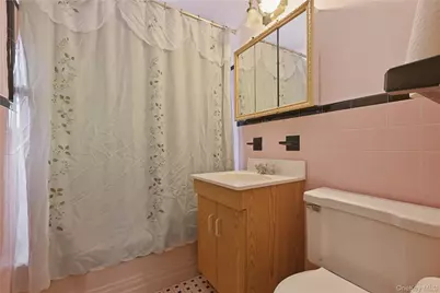 4525 216th Street, Bayside, NY 11361 - Photo 16