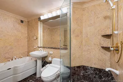 112-01 Queens Boulevard #17H, Forest Hills, NY 11375 - Photo 8