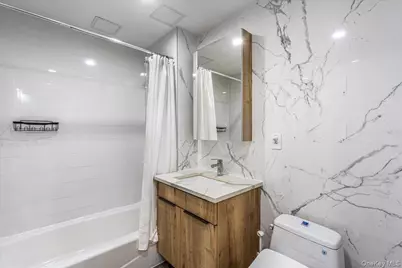 2809 39th Avenue #4C, Long Island City, NY 11101 - Photo 6