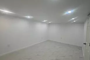 40-09 23rd Ave, Astoria, NY 11105 - Photo 34