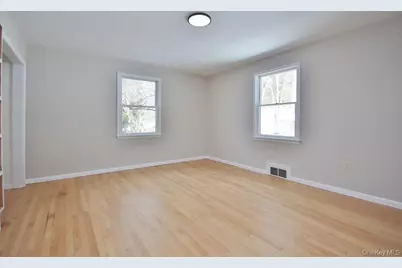 23 Robert Road, Poughkeepsie, NY 12603 - Photo 22