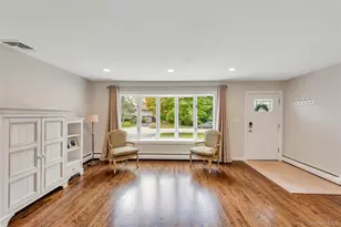 3 Cherrywood Dr, East Northport, NY 11731 - Photo 8