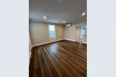 19 Hudson Terrace #2nd floor (walkup), Sleepy Hollow, NY 10591 - Photo 8