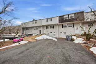 19 Red Barn Ln, Middletown, NY 10940 - Photo 24