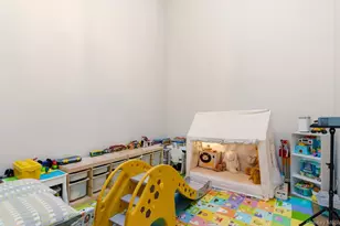 261 Vista Dr, Jericho, NY 11753 - Photo 26