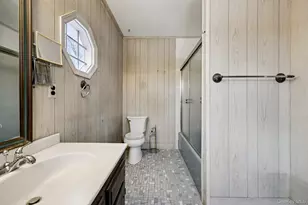 82 Vernon Ave, East Norwich, NY 11732 - Photo 24