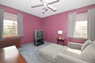 82-49 211th St, Hollis, NY 11427 - Photo 18