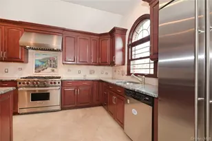 82-49 211th St, Hollis, NY 11427 - Photo 12